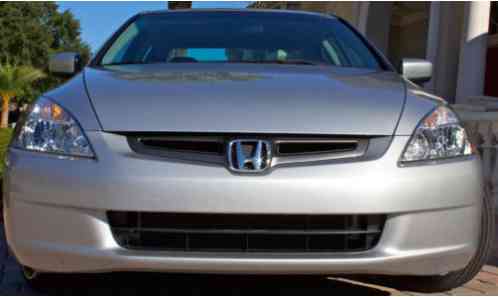 Honda Accord LX (2004)