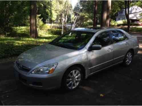 Honda Accord LX (2007)