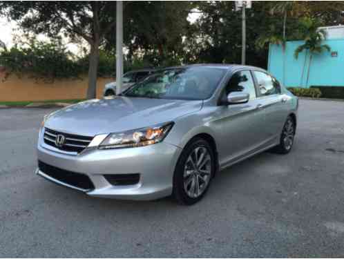 Honda Accord (2015)