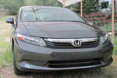 Honda Civic LX (2012)