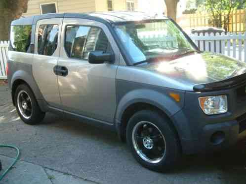 Honda Element EX (2004)