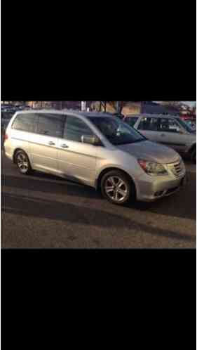 Honda Odyssey 5dr Touring w/RES / (2010)