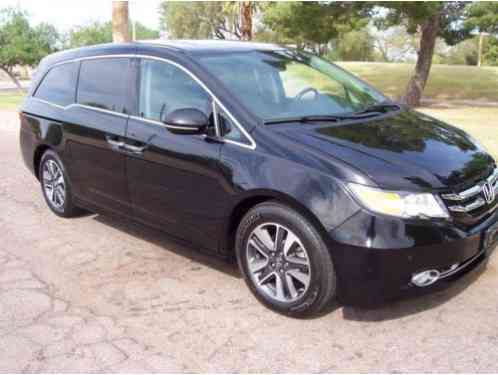 Honda Odyssey Touring Elite (2014)