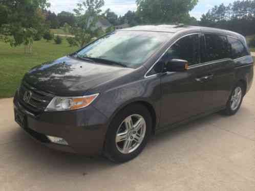 2011 Honda Odyssey TOURING SUNROOF NAV DVD REAR CAM