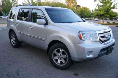 20110000 Honda Pilot Touring AWD