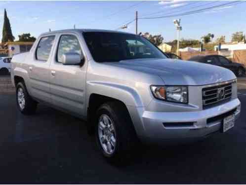 Honda Ridgeline RTS pick up (2006)