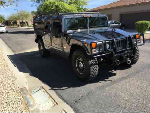 Hummer H1 HMDS 4 passenger Enclosed (2006)