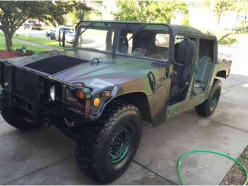 Hummer H1 HUMVEE M998 (1989)