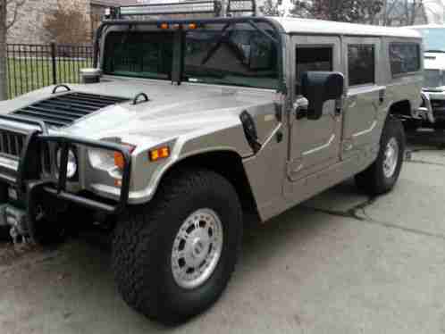 Hummer H1 Wagon (2003)