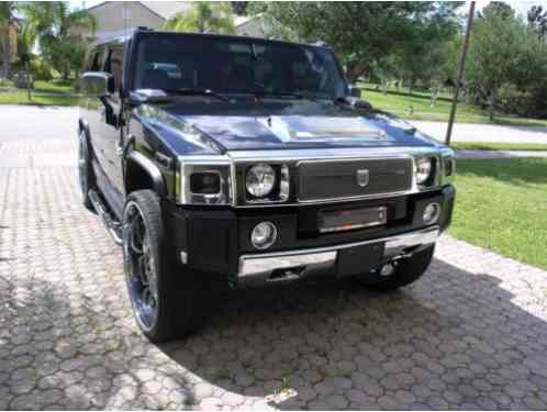 Hummer H2 4X4 6. 2L V8 (2004)