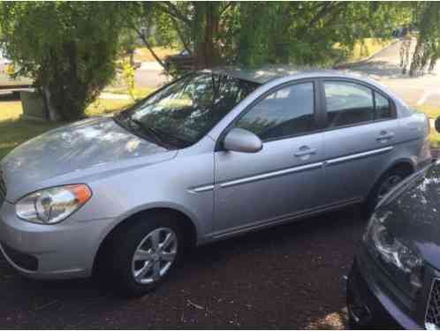 Hyundai Accent (2009)