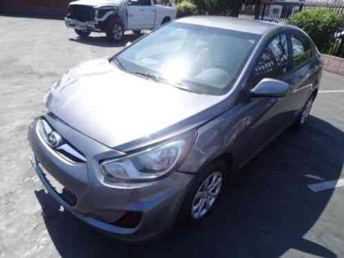 Hyundai Accent GLS (2014)