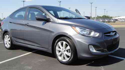 Hyundai Accent (2012)