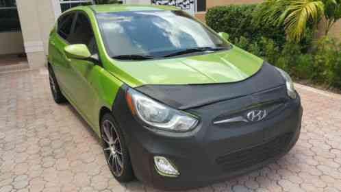 2012 Hyundai Accent GS