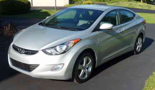 Hyundai Elantra GLS (2012)