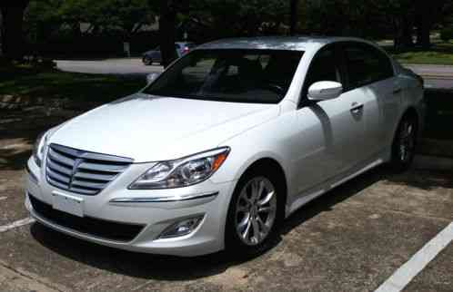 Hyundai Genesis (2013)