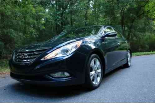 Hyundai Sonata LIMITED (2013)