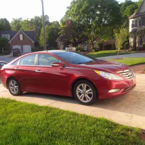 Hyundai Sonata Limited Series (2012)