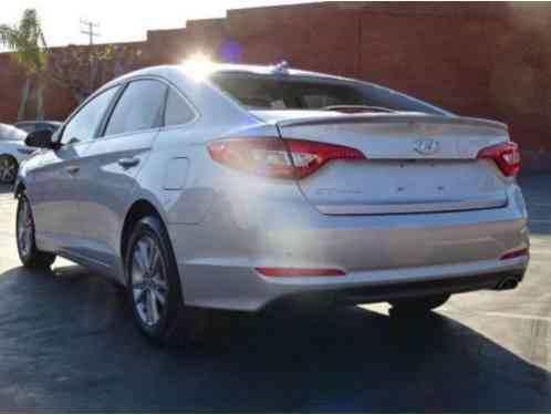 Hyundai Sonata SE (2015)