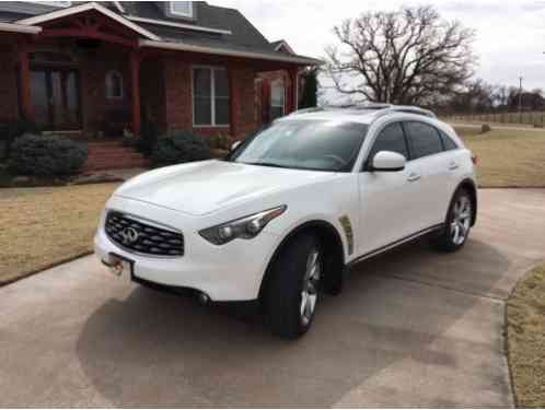 Infiniti FX (2009)