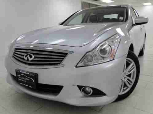 Infiniti G x, AWD, V6, Clean (2012)