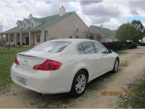 Infiniti G37 (2010)