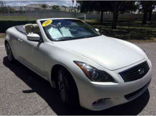 Infiniti G37 2dr Convertible (2011)