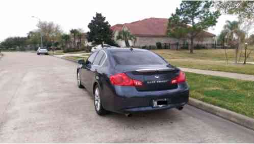 Infiniti G37 (2011)