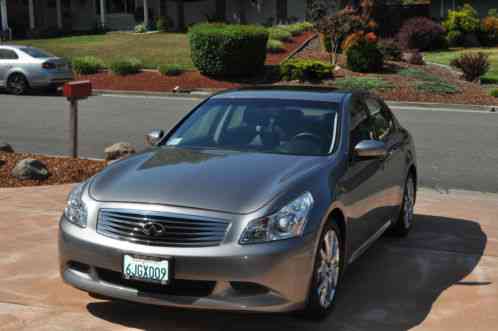 Infiniti G37 Sport and Premium (2009)