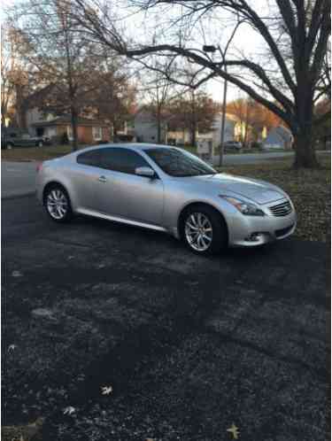 Infiniti G37 (2011)