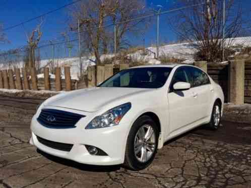 Infiniti G37 (2013)