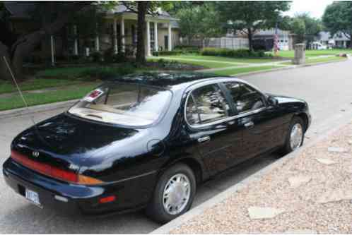 1997 Infiniti J30