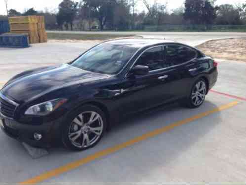 2012 Infiniti M