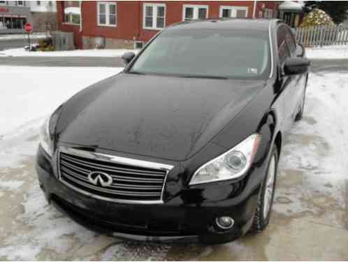 Infiniti M M37X (2012)