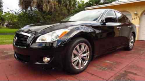 Infiniti M Sport, Deluxe Touring (2013)