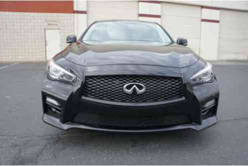 Infiniti Q50 (2015)