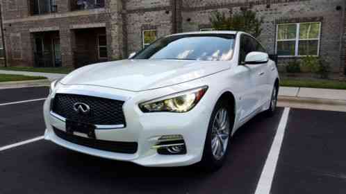 Infiniti Q50 (2014)