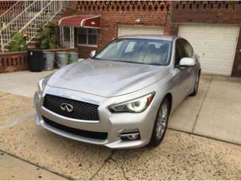 Infiniti Q50 Q (2015)