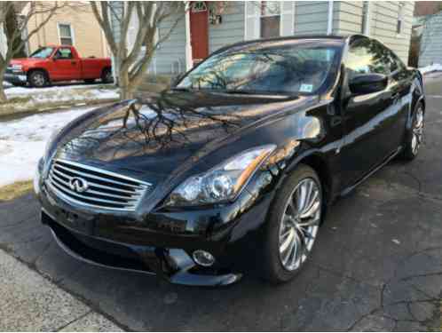 Infiniti Q60 (2015)