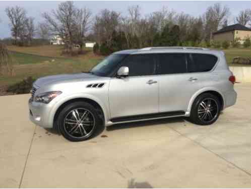 Infiniti QX56 (2011)