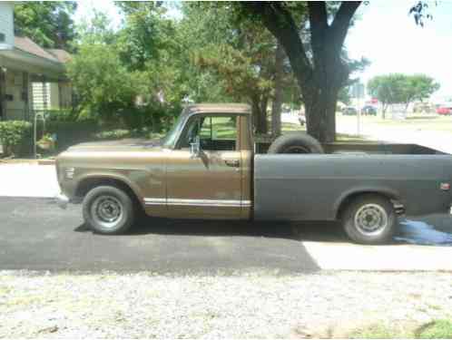 1974 International Harvester IH 100