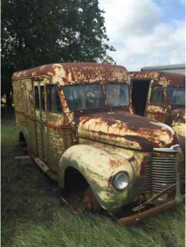 International Harvester KB3. 1 ton (1941)