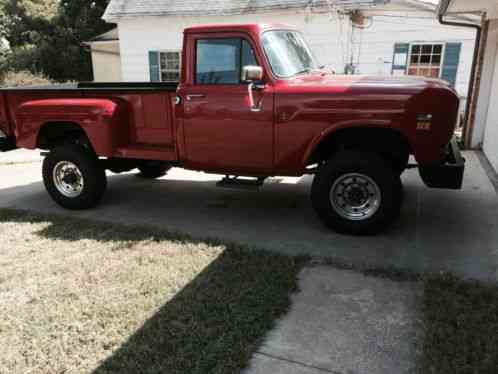 1973 International Harvester 1310 Pickup