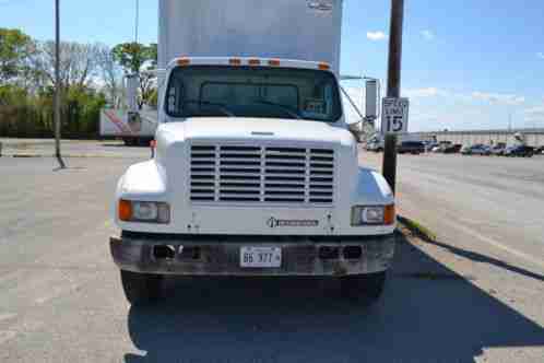 2000 International Harvester Other DT 466E