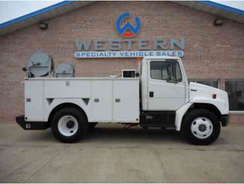 2002 International Harvester Other Service Truck