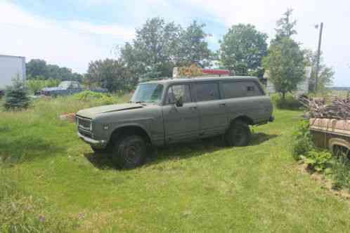 International Harvester Travelall (1971)