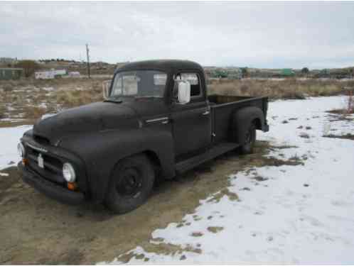 International Harvester R110 (1953)