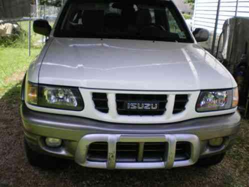 Isuzu Amigo Iron Man Edition (2000)