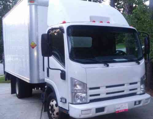 Isuzu NPR Box Truck - Straight (2008)