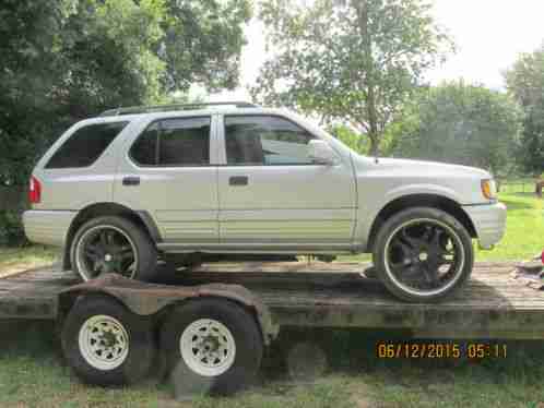 2000 Isuzu Rodeo LS